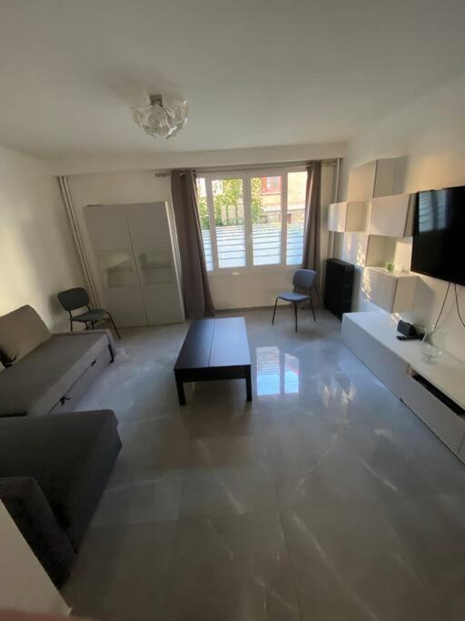 Superbe Appartement Vanves T3 Avec Parking Exteriér fotografie